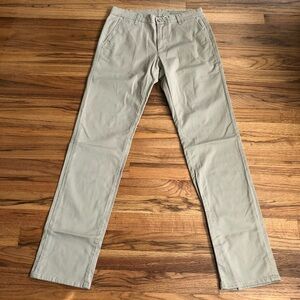 Unworn AG Slim Khakis chinos Standard Issue slim leg khaki size 30